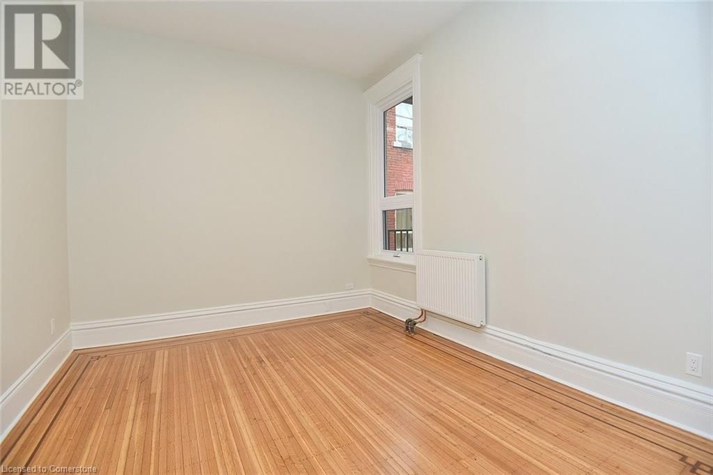 66 ERIE AVENUE Image 18