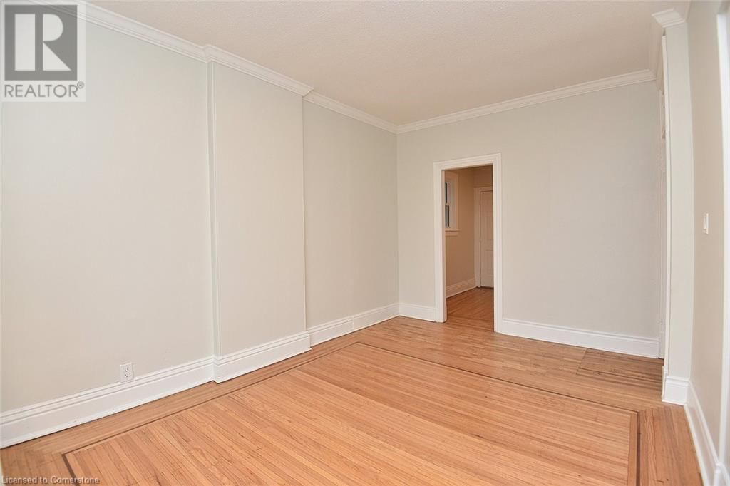 66 ERIE AVENUE Image 23