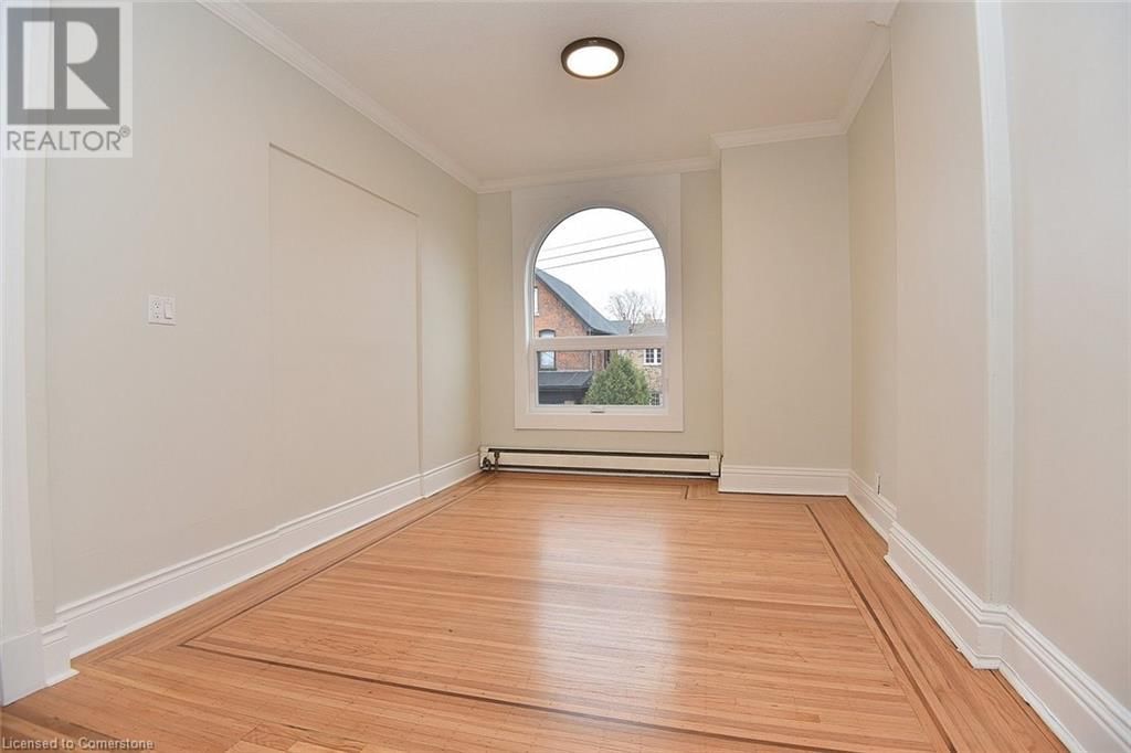 66 ERIE AVENUE Image 24