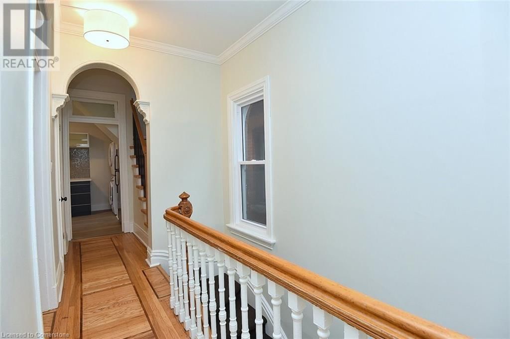 66 ERIE AVENUE Image 25