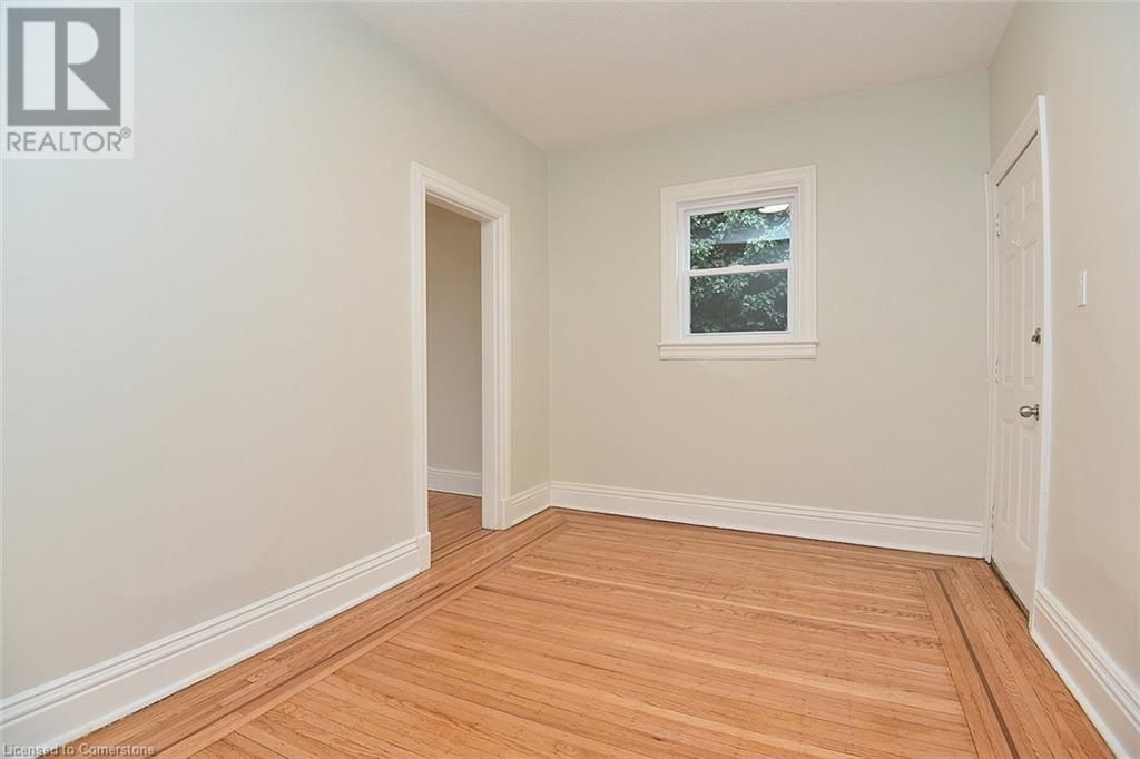 66 ERIE AVENUE Image 28
