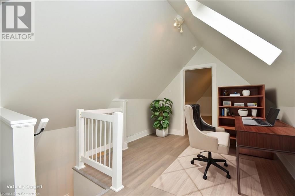 66 ERIE AVENUE Image 34