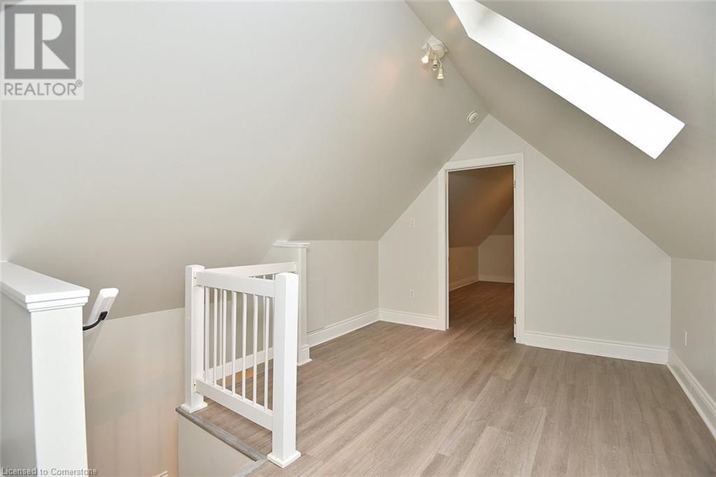 66 ERIE AVENUE Image 35