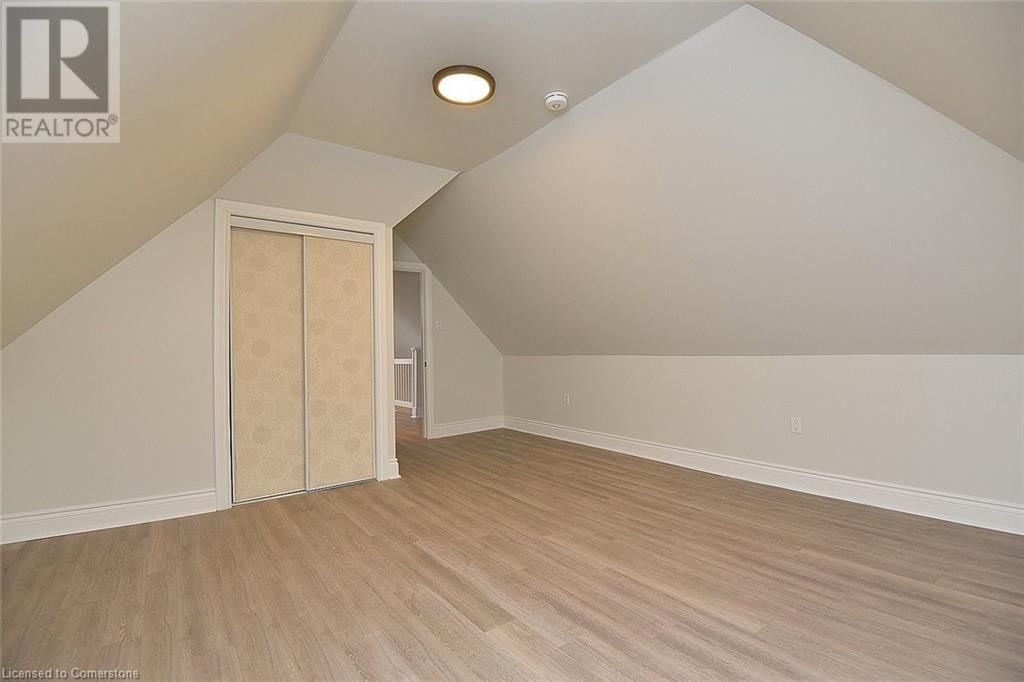 66 ERIE AVENUE Image 39