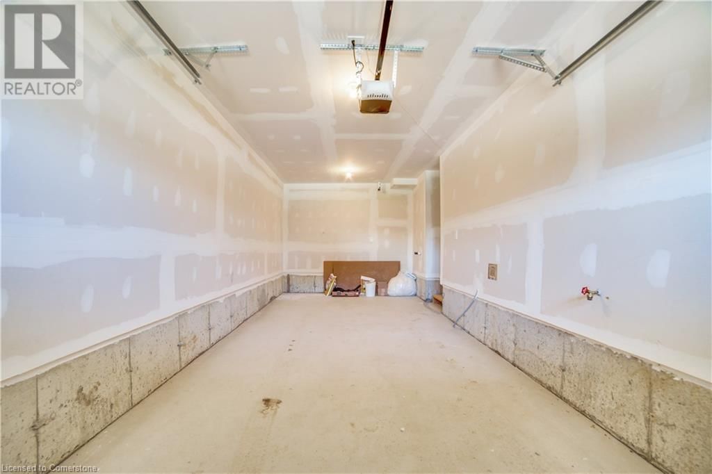 41 GRANVILLE CRESCENT Image 26