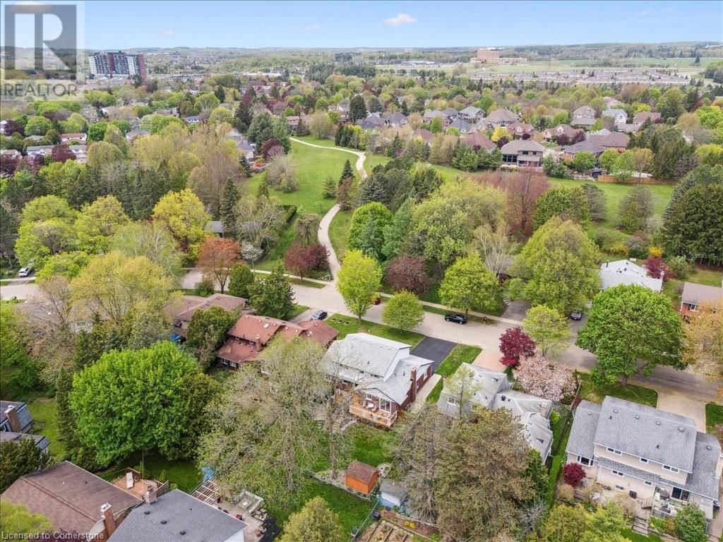 312 CRAIGLEITH DRIVE Image 4