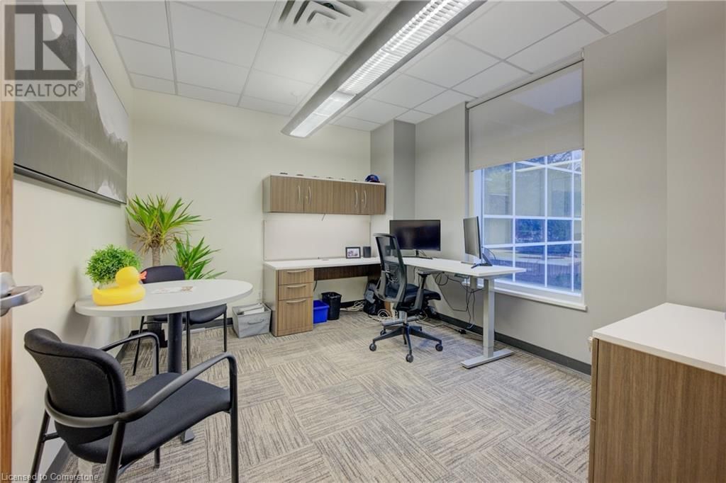 100 ERB STREET EAST Image 32