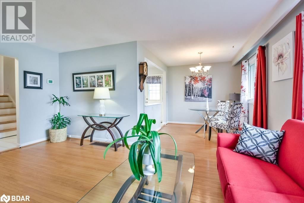 210 MERRETT DRIVE Image 13