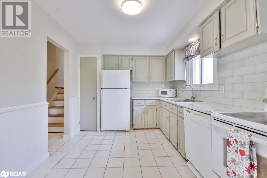 210 MERRETT DRIVE Image 18