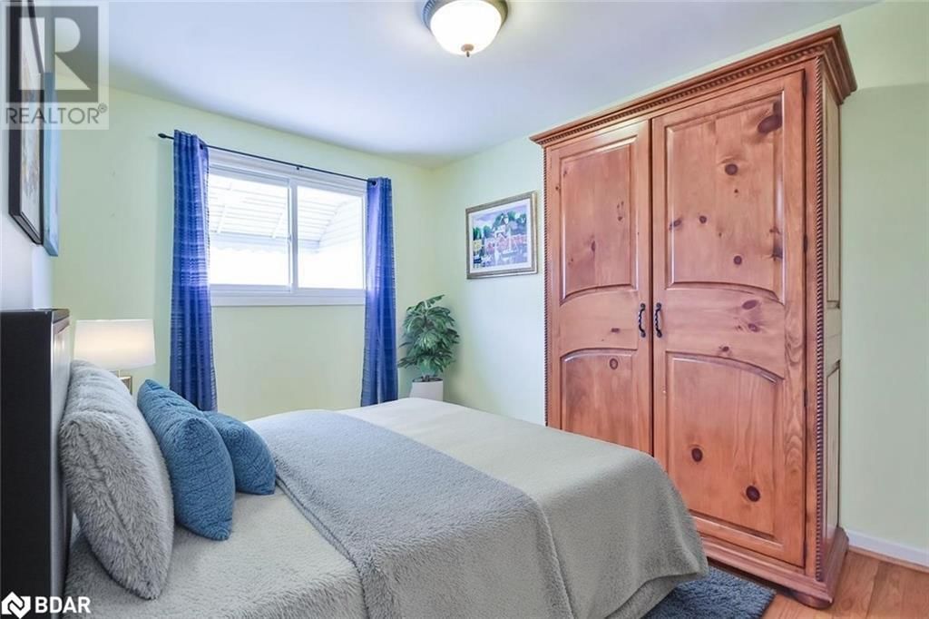 210 MERRETT DRIVE Image 22