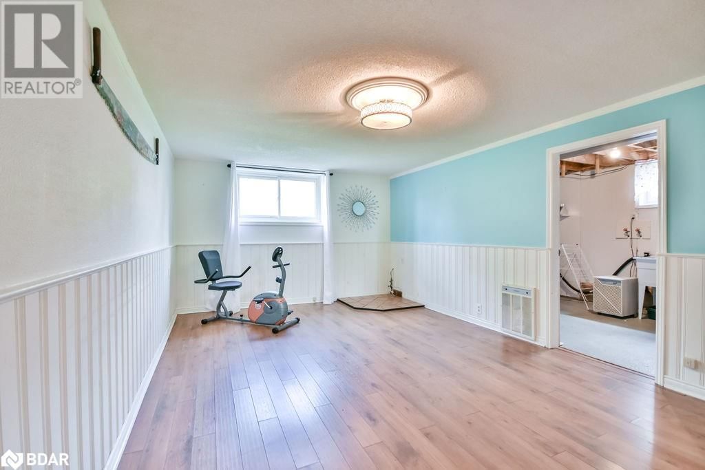 210 MERRETT DRIVE Image 31