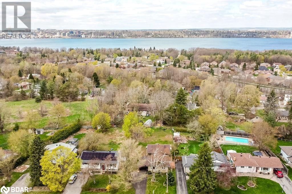210 MERRETT DRIVE Image 4