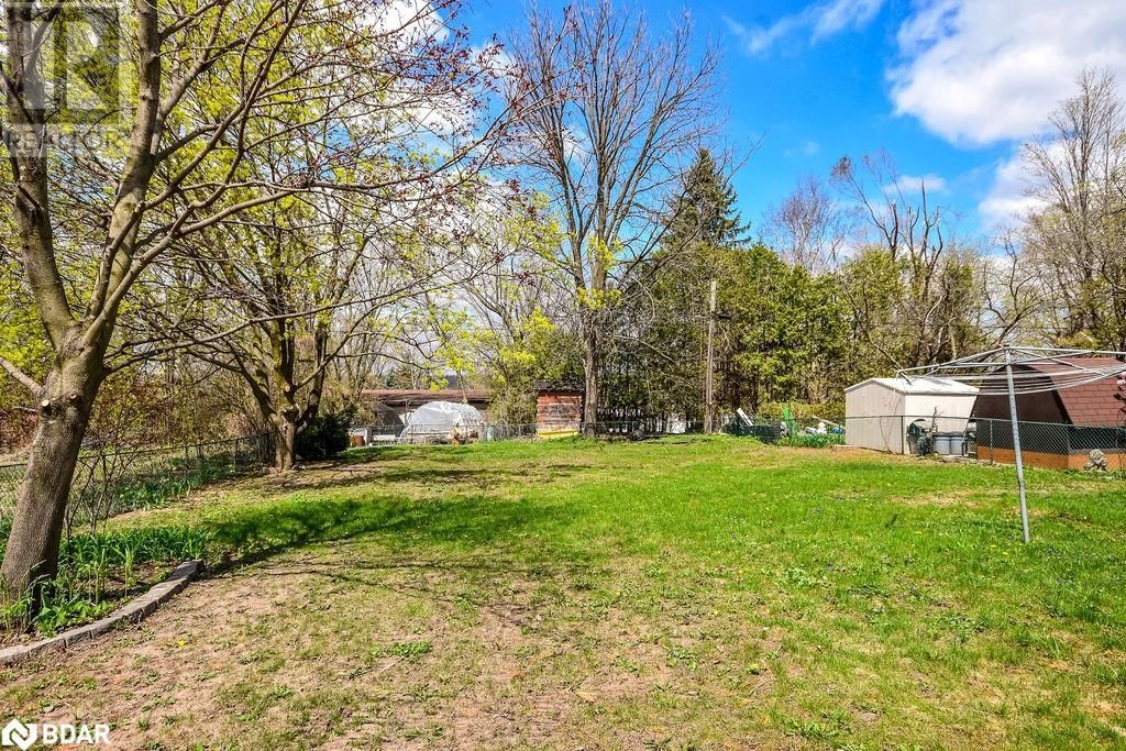 210 MERRETT DRIVE Image 7