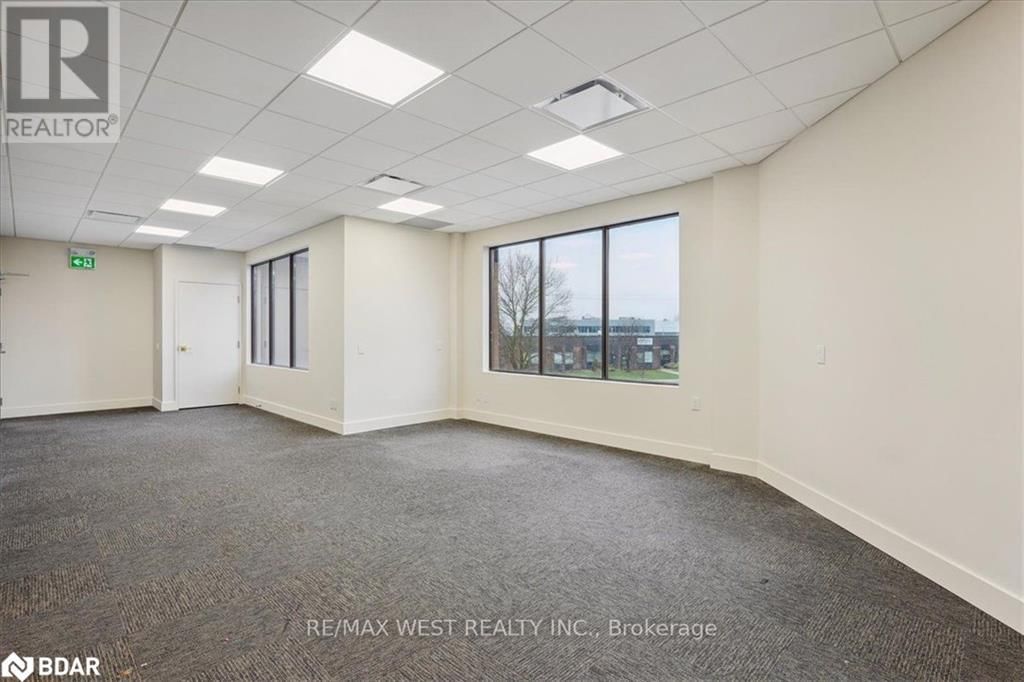 J202 - 155 FROBISHER DRIVE Image 7