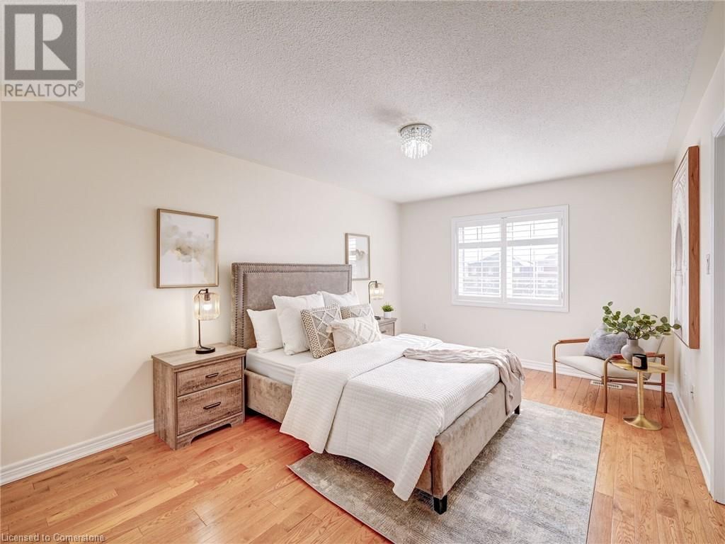 106 NAPERTON DRIVE Image 26