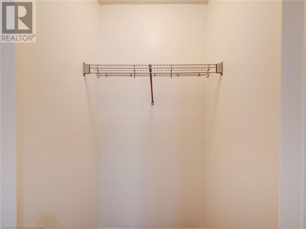 106 NAPERTON DRIVE Image 33