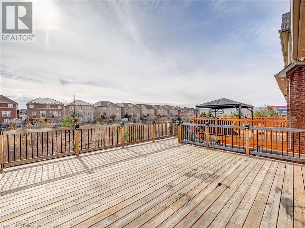 106 NAPERTON DRIVE Image 37