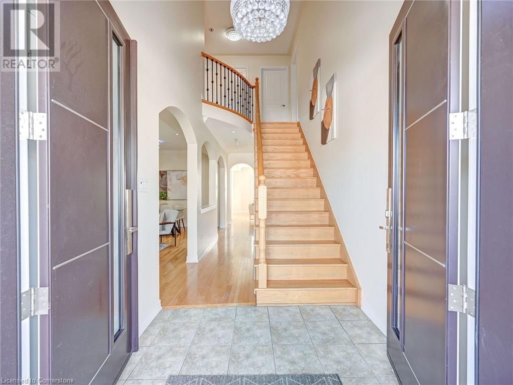 106 NAPERTON DRIVE Image 5