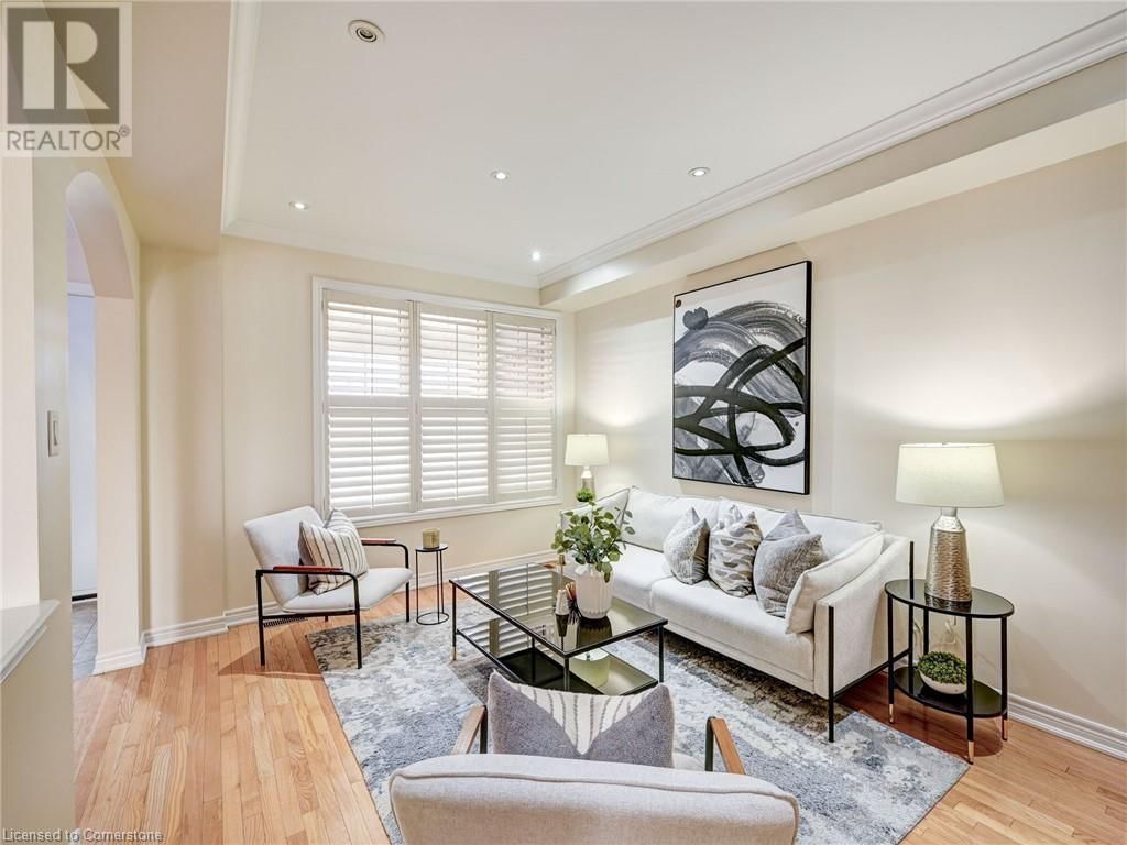 106 NAPERTON DRIVE Image 8