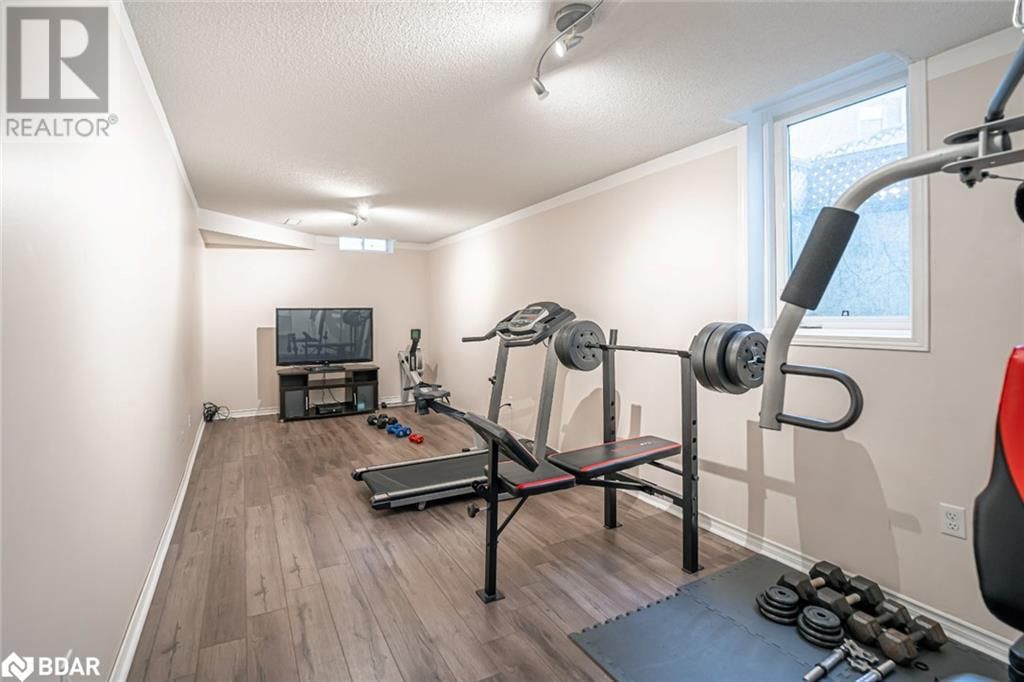 56 DRAPER CRESCENT Image 13