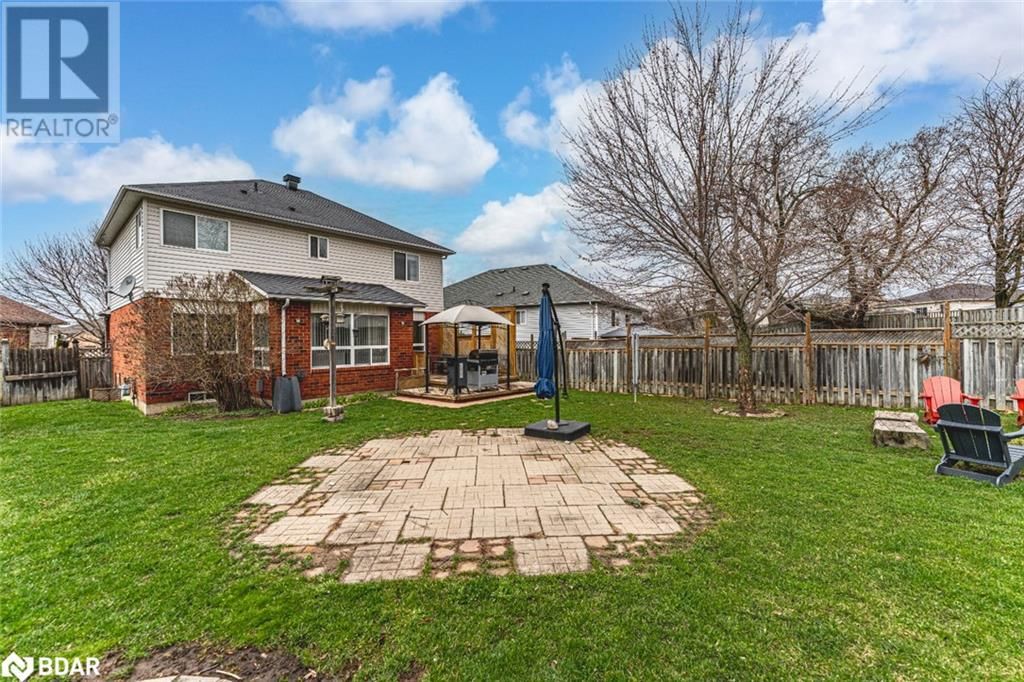 56 DRAPER CRESCENT Image 15