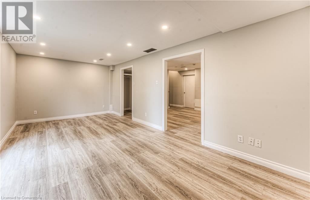 16 WINDALE CRESCENT Image 28