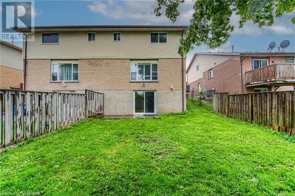16 WINDALE CRESCENT Image 36