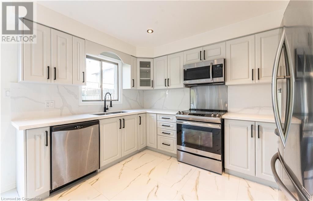 67 BRIDGEPORT CRESCENT Image 12