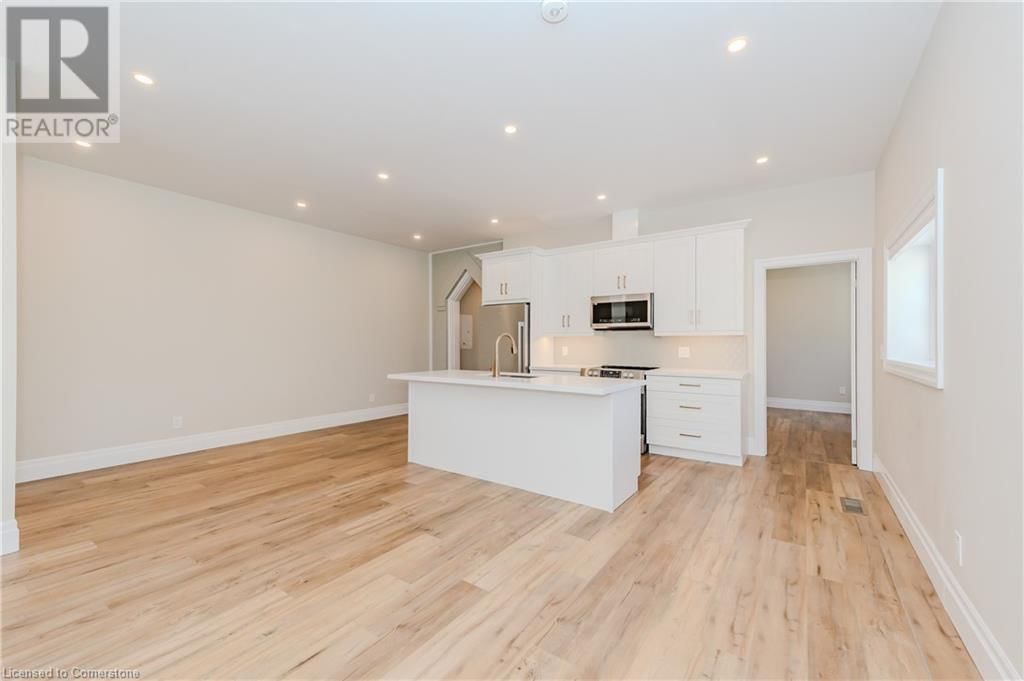 18 TANNERY STREET EAST Image 30