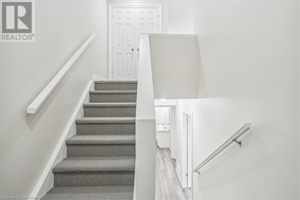 38 VIEWPOINT AVENUE Image 10