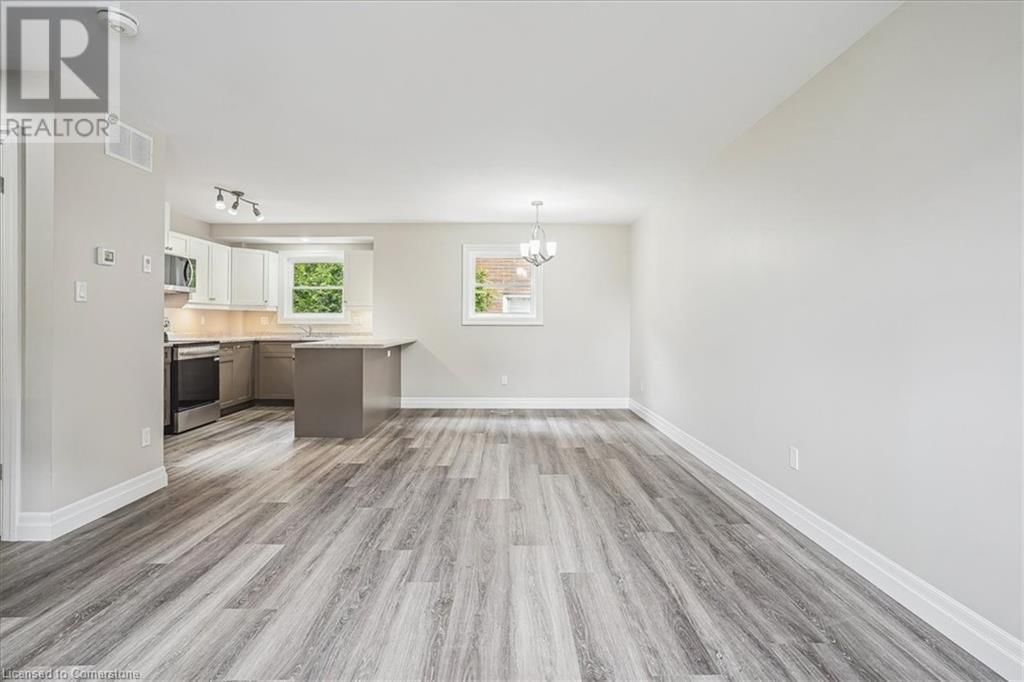 38 VIEWPOINT AVENUE Image 7
