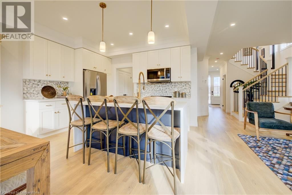 109 THACKERAY WAY Image 12