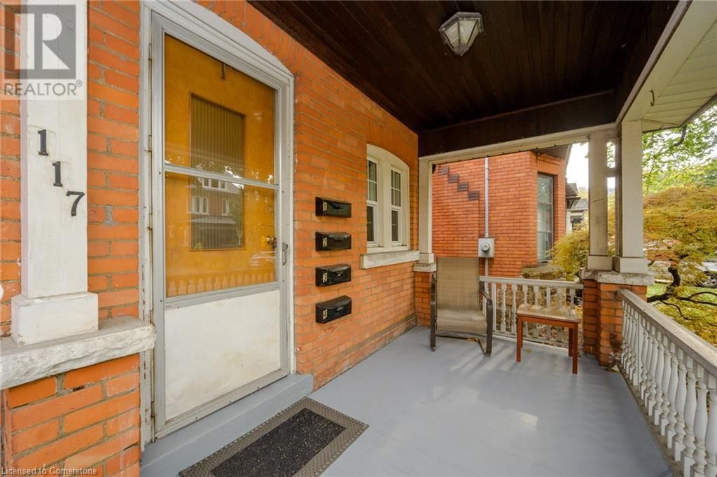 117 FAIRLEIGH AVENUE SOUTH Image 3
