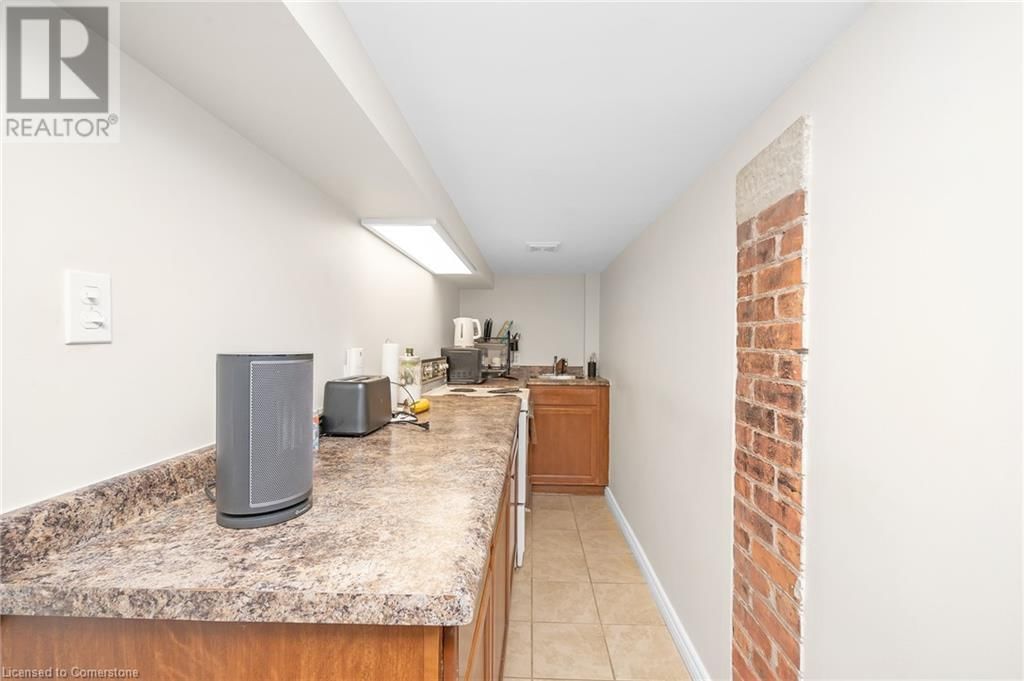 117 FAIRLEIGH AVENUE SOUTH Image 39