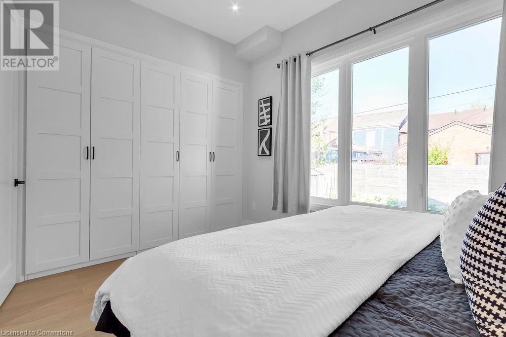 29 MAGILL STREET Image 10