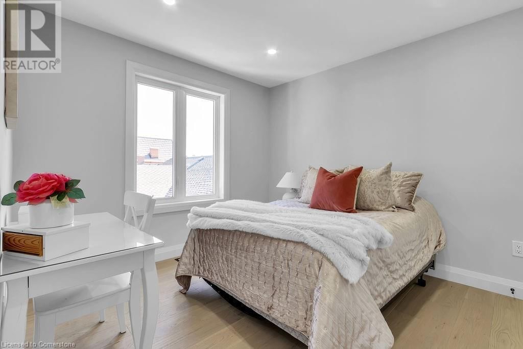 29 MAGILL STREET Image 14