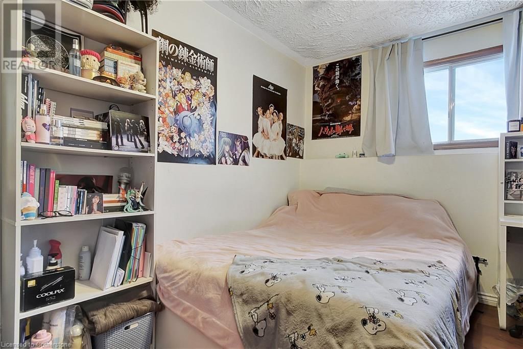 320 COUNTRY HILL DRIVE Image 18
