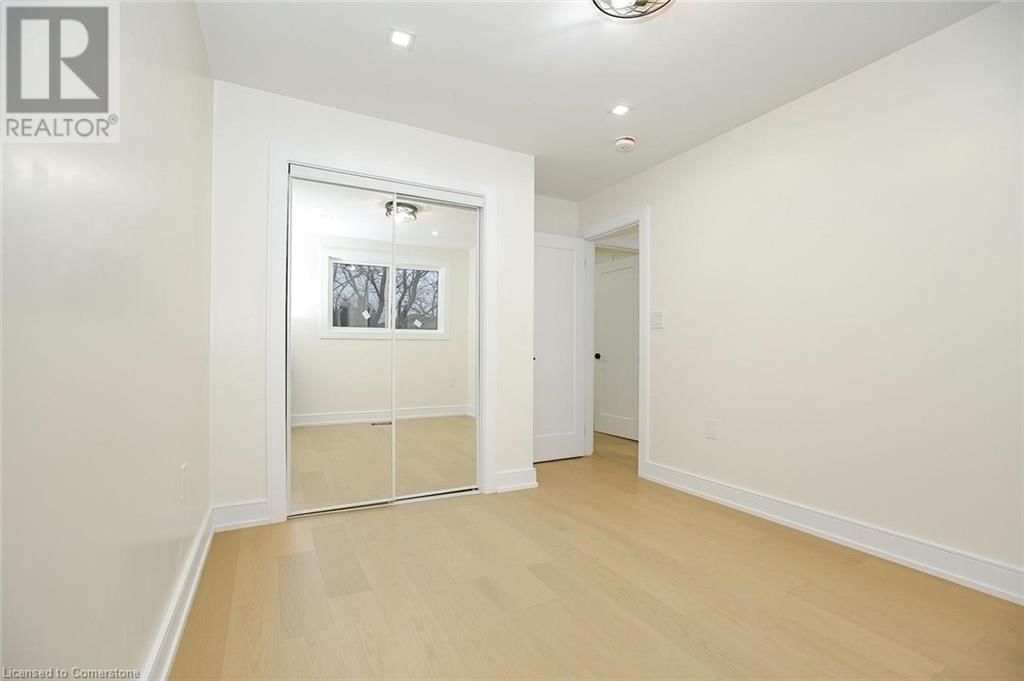 633 GREEN MEADOW CRESCENT Image 33