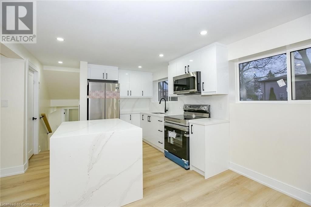 633 GREEN MEADOW CRESCENT Image 36