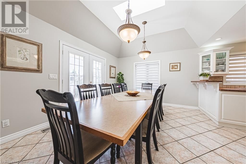 65 MOUNT PLEASANT DRIVE Image 12