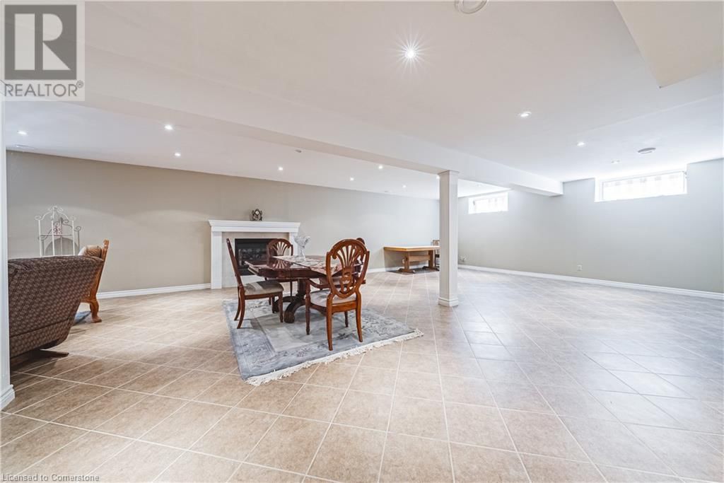 65 MOUNT PLEASANT DRIVE Image 31