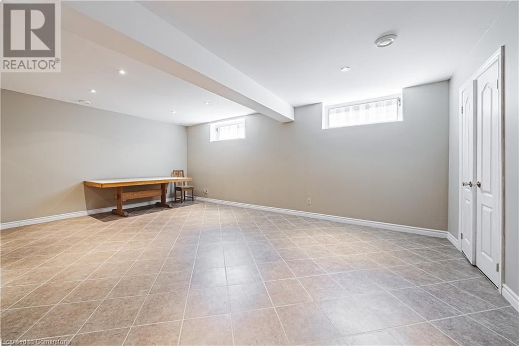65 MOUNT PLEASANT DRIVE Image 33