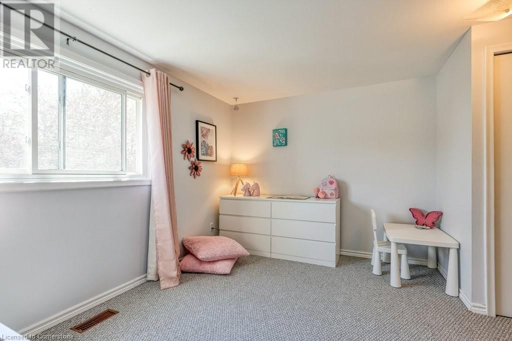 1014 NESBITT CRESCENT Image 33