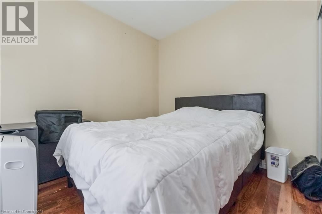 210 YORK STREET Image 25