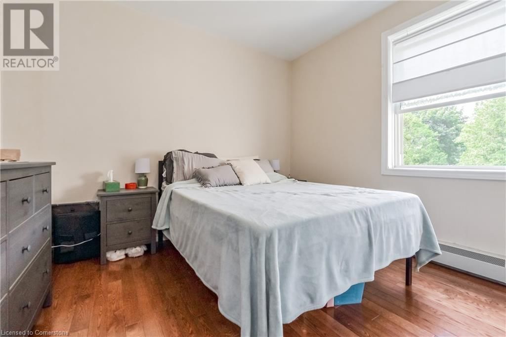 210 YORK STREET Image 34