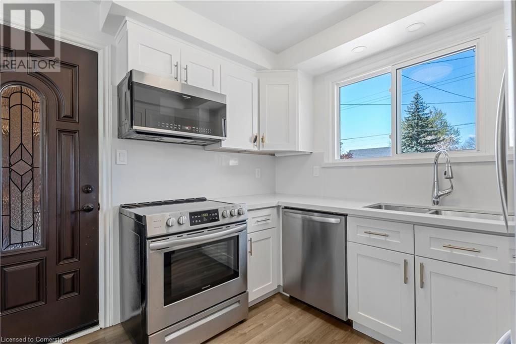 879 UPPER SHERMAN AVENUE Image 10