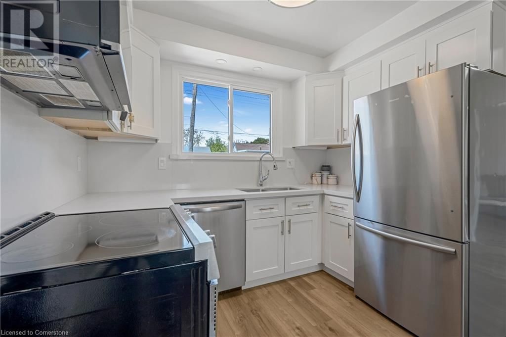 879 UPPER SHERMAN AVENUE Image 11