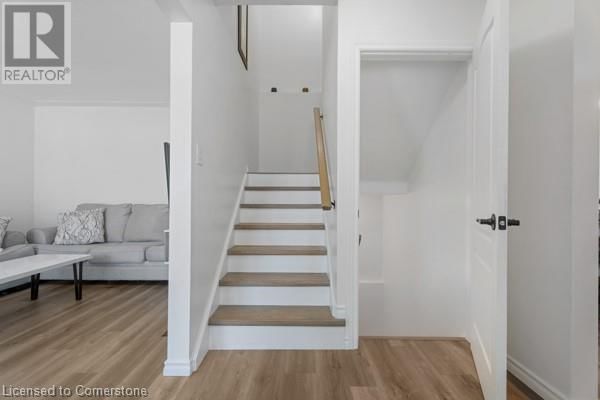 879 UPPER SHERMAN AVENUE Image 24
