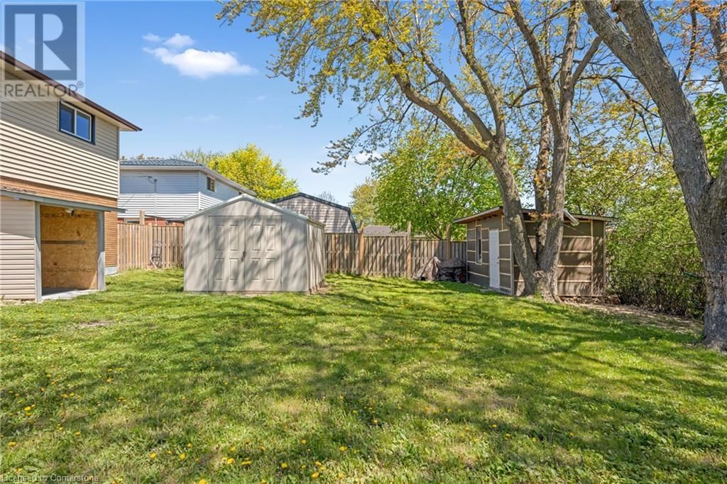 879 UPPER SHERMAN AVENUE Image 37