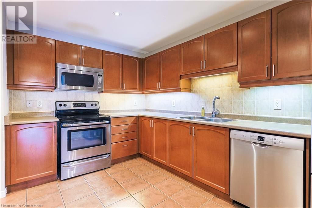 207 - 4000 CREEKSIDE DRIVE Image 19